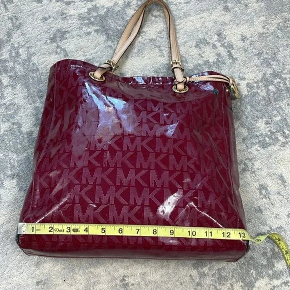 MICHAEL Michael Kors Jet Set Patent Leather Peony Tote Bag Logo DIY